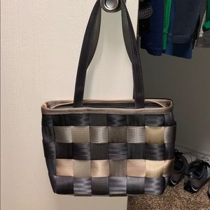 Harvey’s seatbelt bag “large tote”